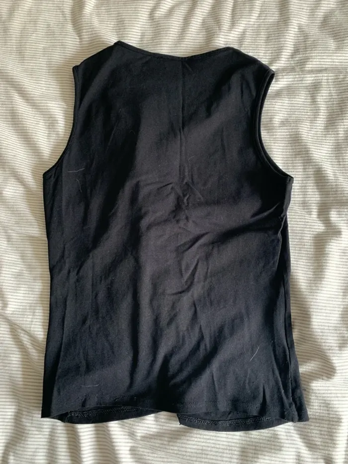 Tee-shirt sans manches - photo numéro 2