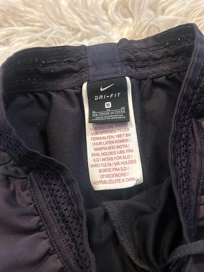 Garçon 👦🏻 Jogging foot PSG nike taille xl/158-170 cm - photo numéro 7
