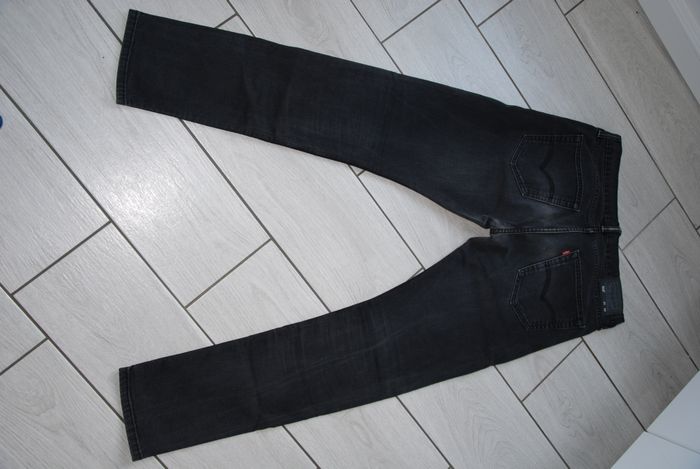 jeans homme Levi’s 512 taille 34-34 us 44-46 fr - photo numéro 2