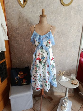 Magnifique robe bohème à bretelles 