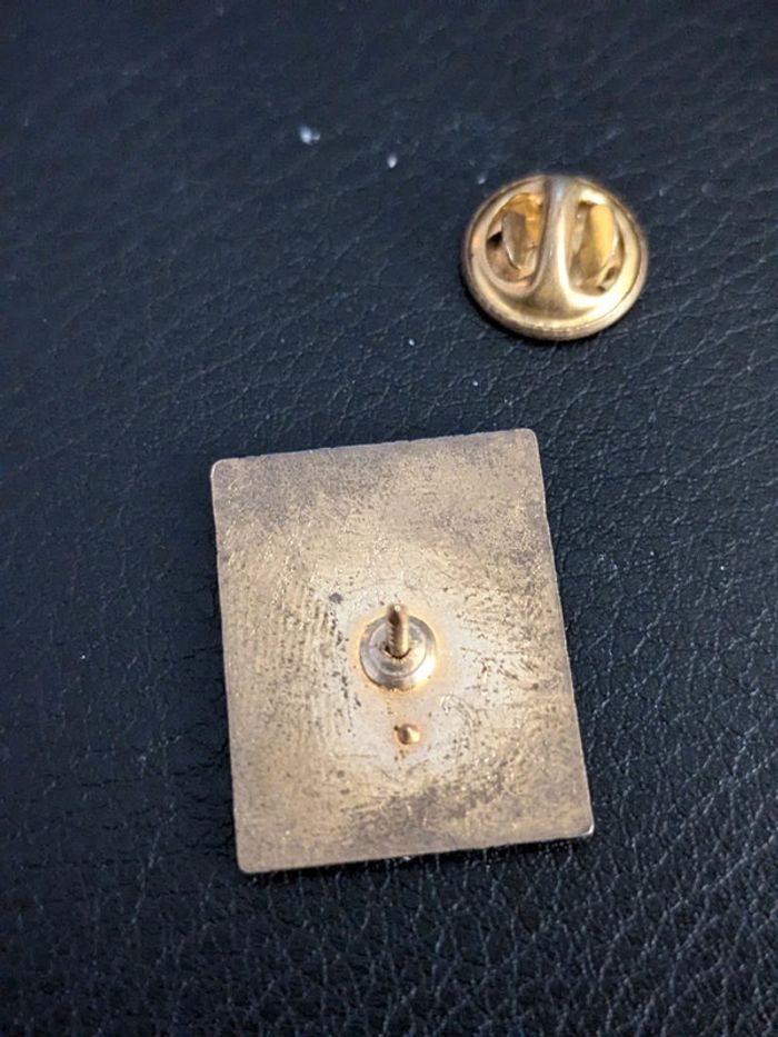 Pin's Coupe de France football Bastia Toulouse - photo numéro 2