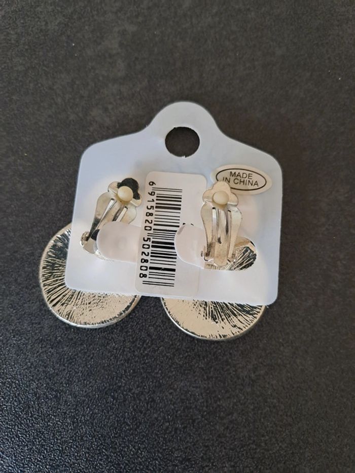 Paire boucles d'oreilles à clips - photo numéro 2