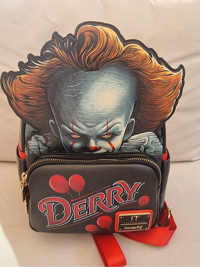 If CA - Pennywise - Mini Sac à Dos LoungeFly