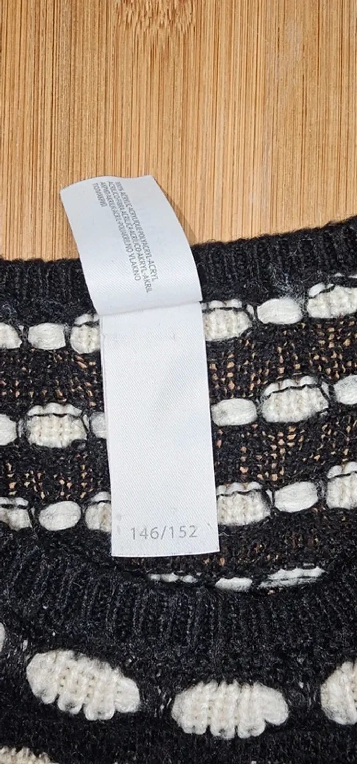 Titre : Pull Vintage C&A motif pois noir et blanc - Taille 142/152 - photo numéro 5