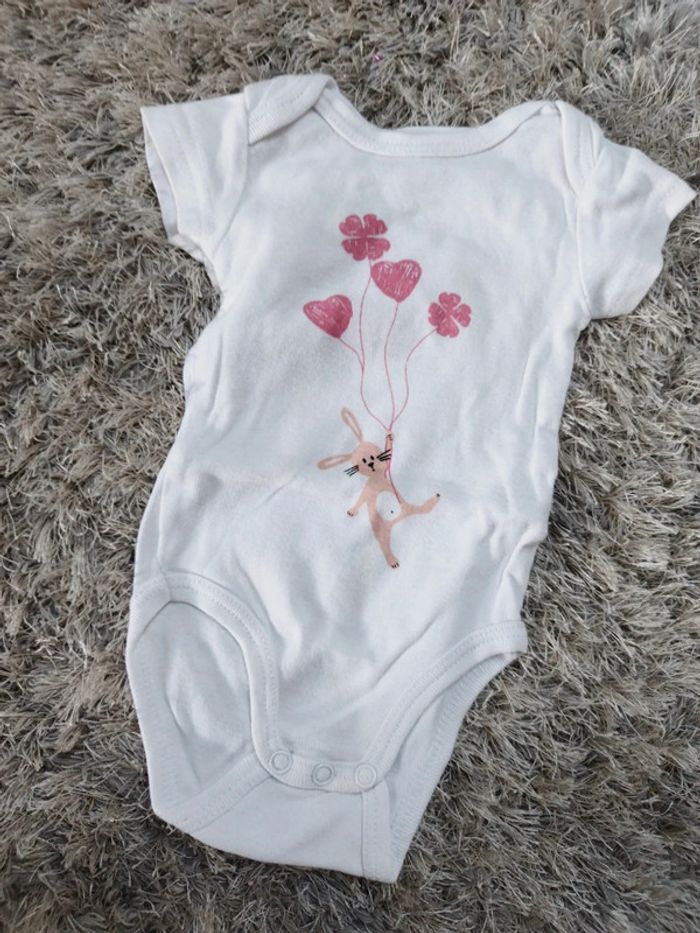 Lot de 4 body manches courtes bébé fille taille 6 mois été - photo numéro 6