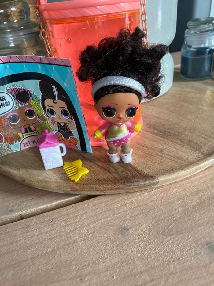 Poupée lol - photo numéro 2