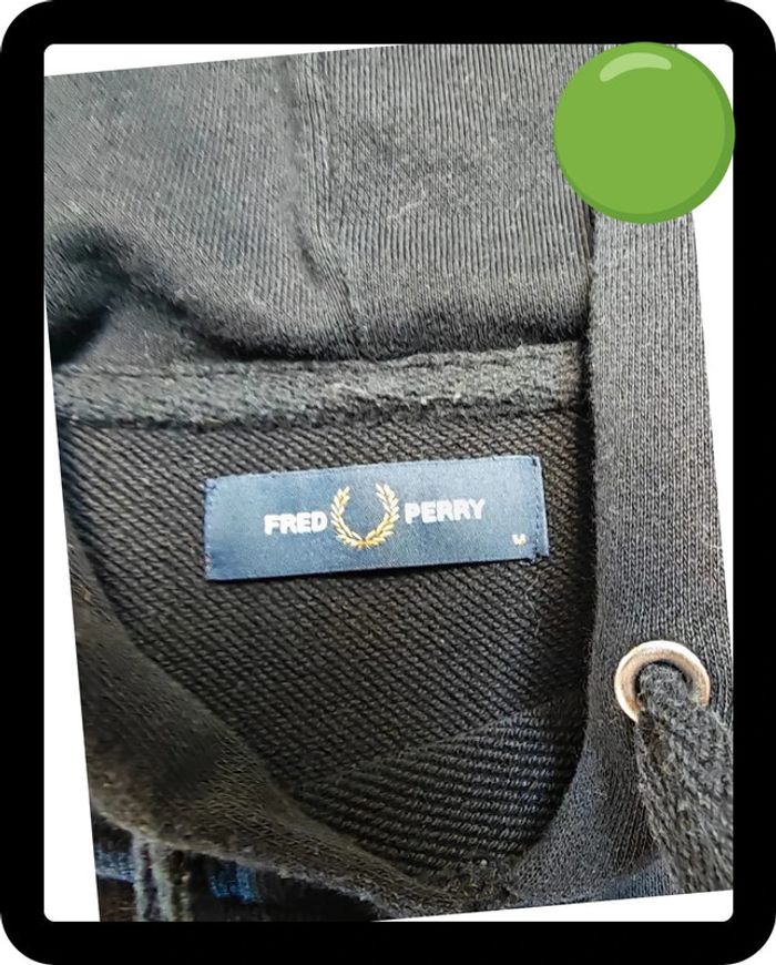 Sweat capuche Fred Perry taille M - photo numéro 3