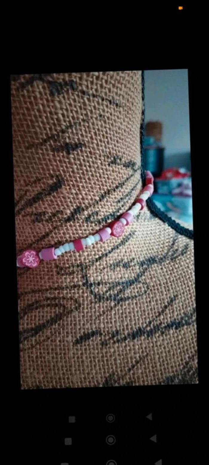 Collier élastique  fleur rose - photo numéro 4