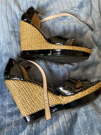 Chaussure compensée