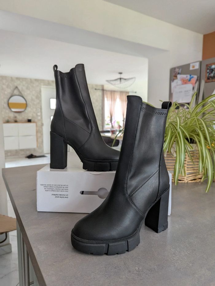 Bottines Aldo - Taille 37 - Neuf avec étiquette - photo numéro 2