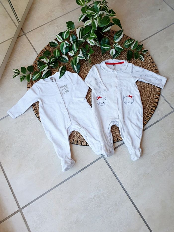 Lot de 2 pyjamas velours bébé fille 6 mois Orchestra - photo numéro 2