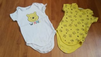 Lot de 2 bodies 3 mois Winnie l’ourson