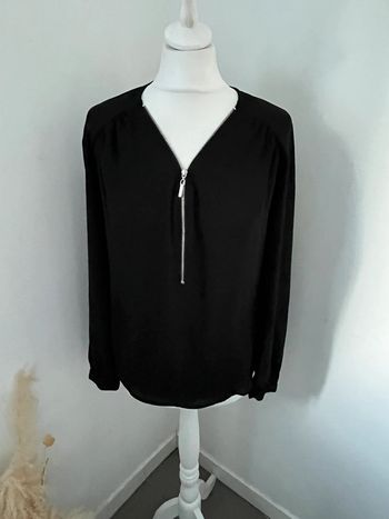 Blouse noire col fermeture éclair Pimkie S comme neuve
