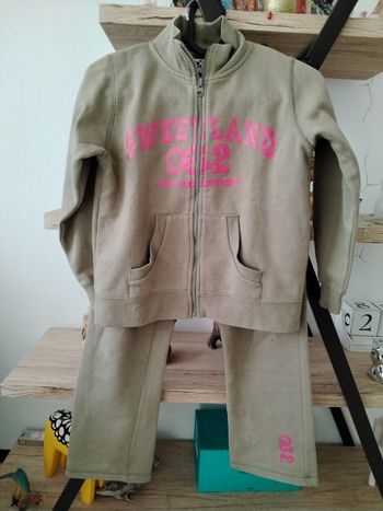 Jogging kaki et rose