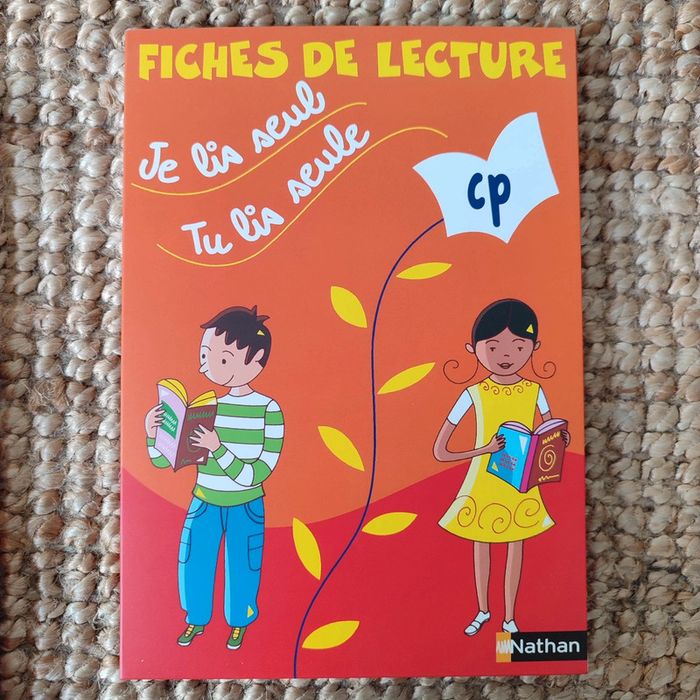 Je lis seul, tu lis seule