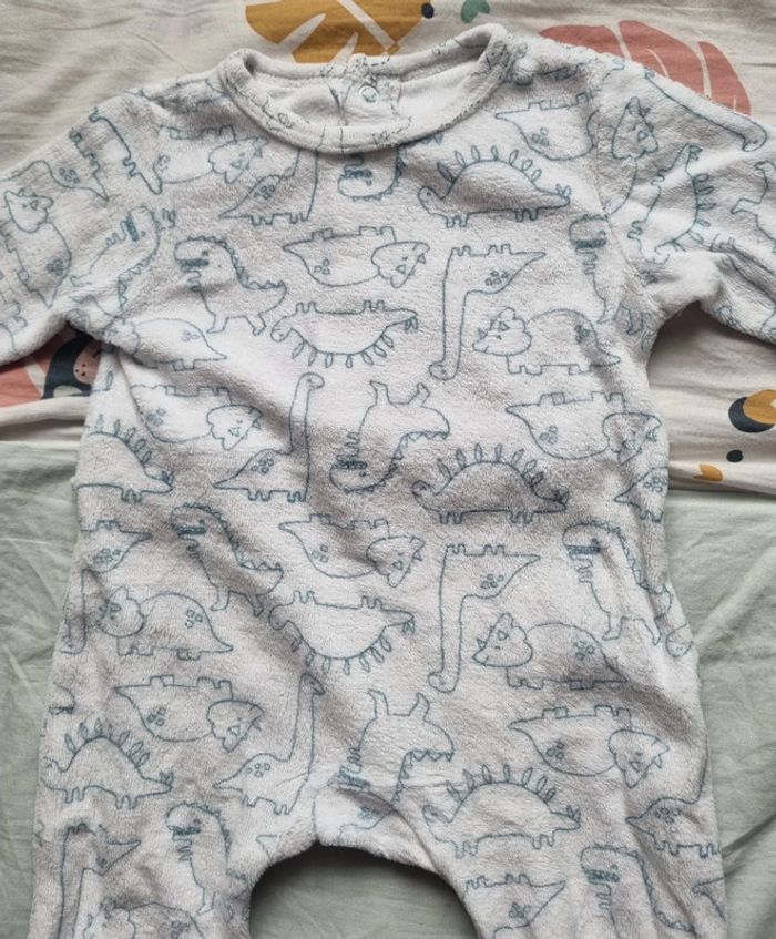 Pyjama dinosaure 3 mois garçon - photo numéro 2