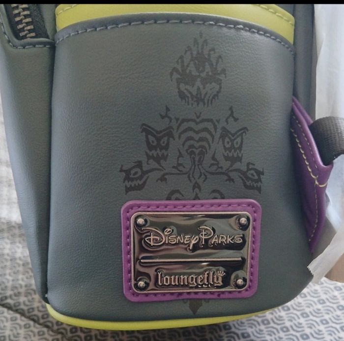 Loungefly phantom manor - photo numéro 2