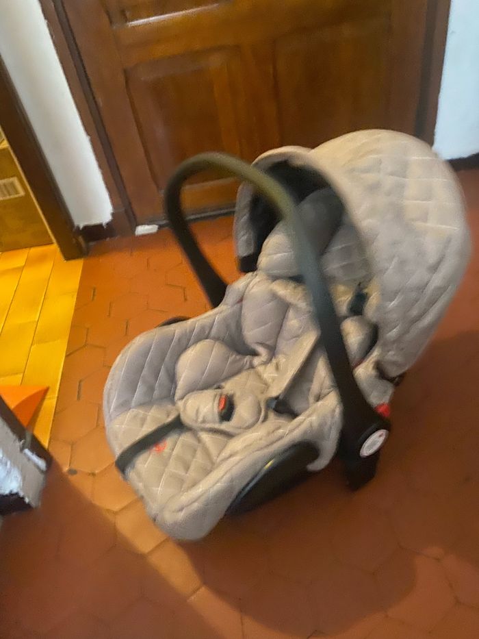 Poussette 3et 1 - photo numéro 3