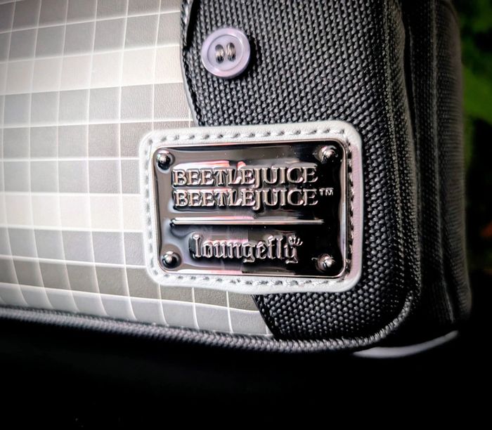 Loungefly Beetlejuice Lydia 2 - photo numéro 3