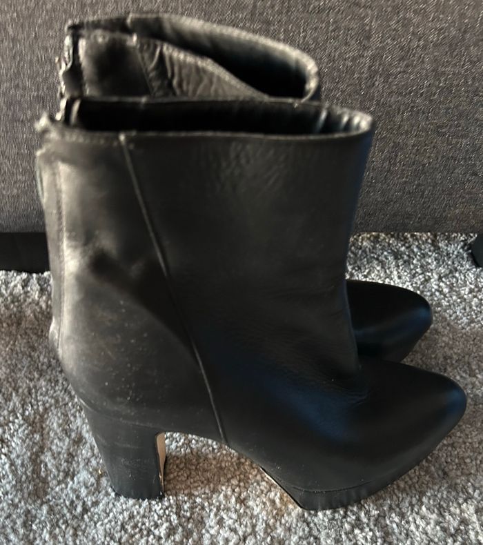 Bottines en cuir ZARA - photo numéro 3