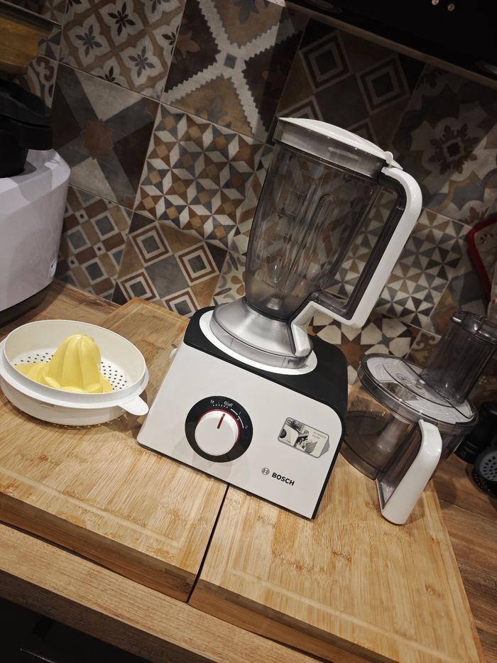 Robot multifonction bosch