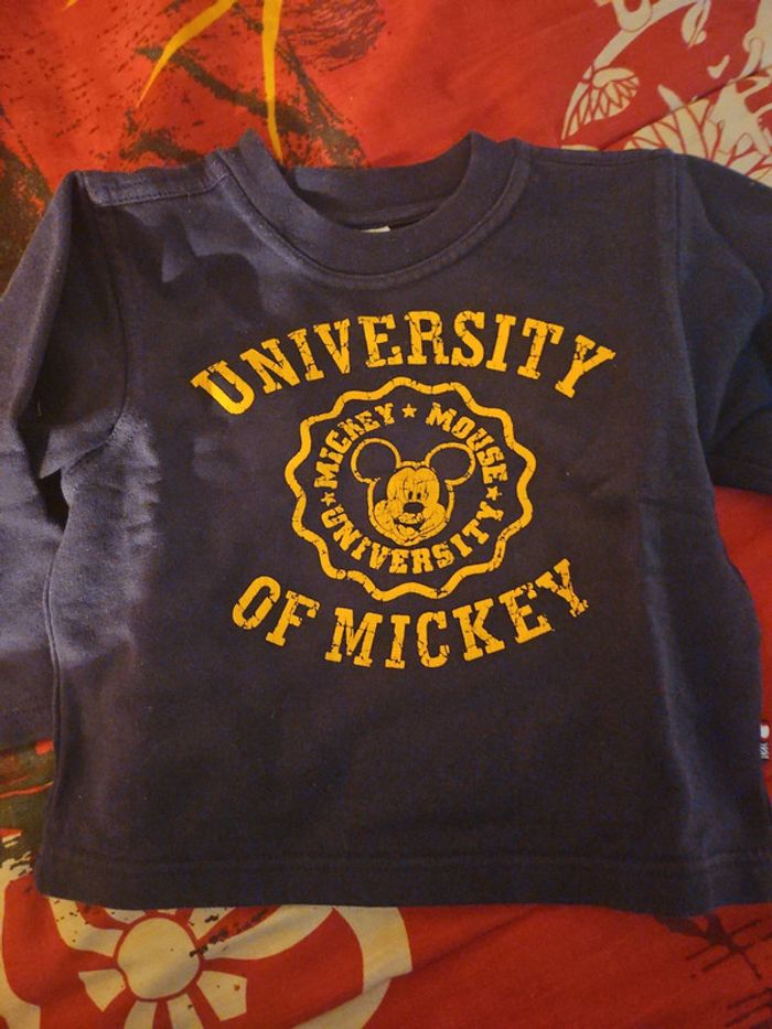 pull Mickey. taille 3ans - photo numéro 2