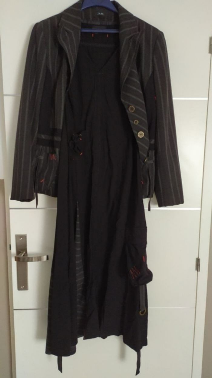 Robe et veste - photo numéro 1