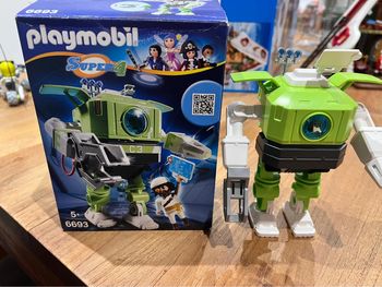 Playmobil 6693 super 4 robot cleano. Boîte complète