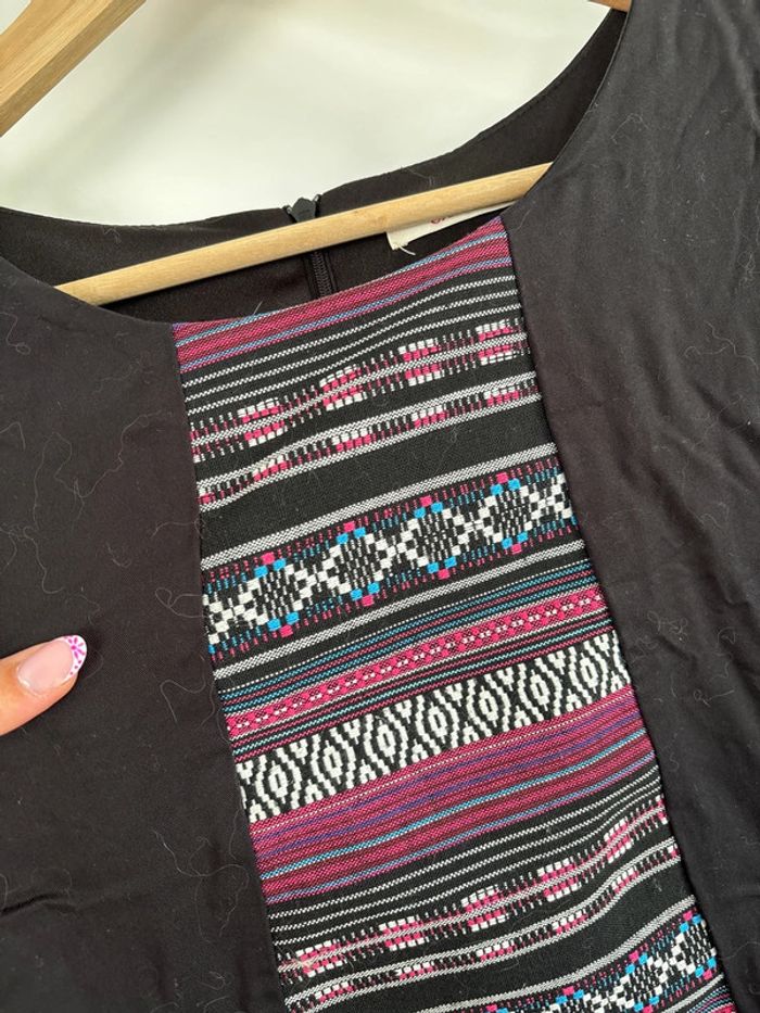 Robe noire avec broderies Camaïeu taille M - photo numéro 3