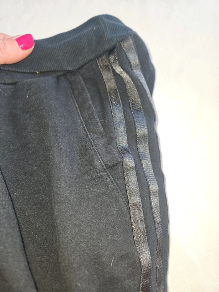 Pantacourt/ Jogpant Adidas noir taille Xs-14 ans - photo numéro 6