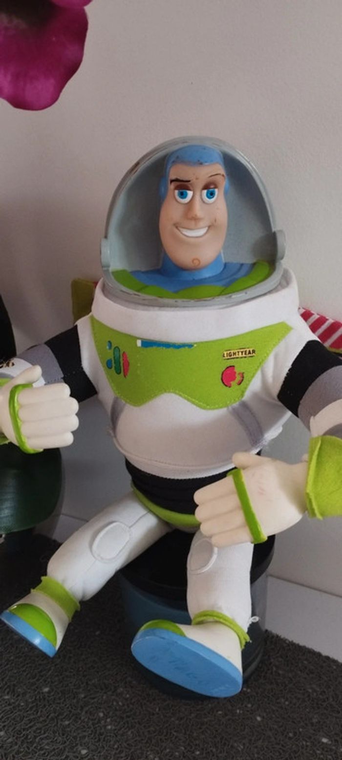 Buzz l'éclair - photo numéro 2