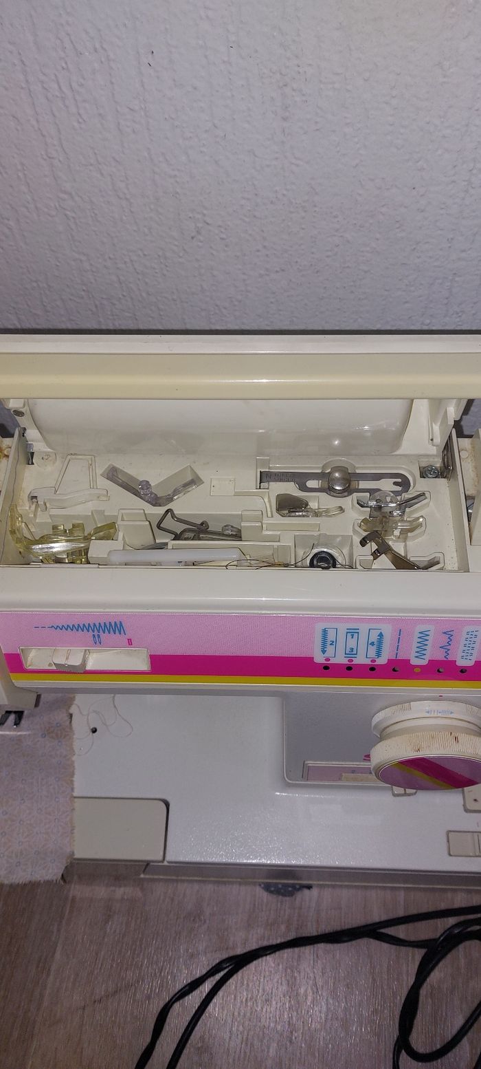 Machine à coudre singer - photo numéro 3
