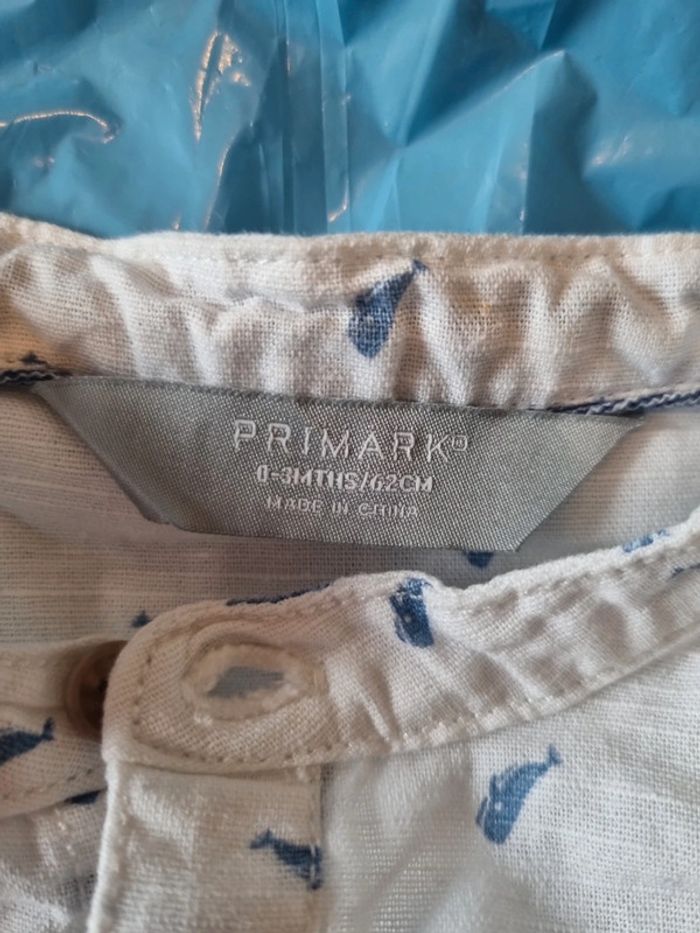 Lot 2 chemises bébé 3 mois Primark – quasi neuves - photo numéro 4