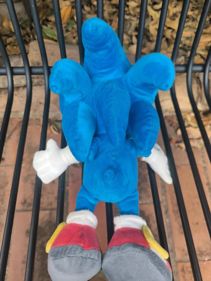 Peluche Sonic 35 cm excellent état - photo numéro 3