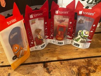 Lot de 4 tonies français composé de Némo, Toy Story, Cars et Buzz l’éclair 