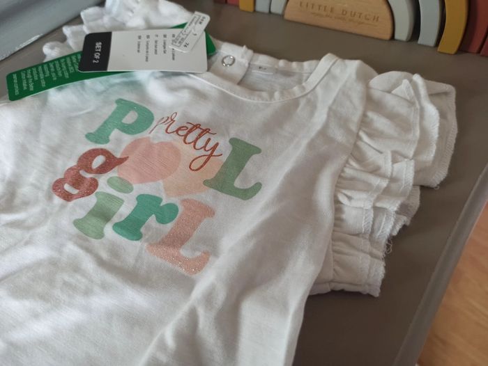 Ensemble t-shirt blanc et pantalon rose 9 mois - photo numéro 3