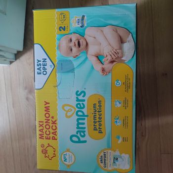 117 couches Pampers premium protection 