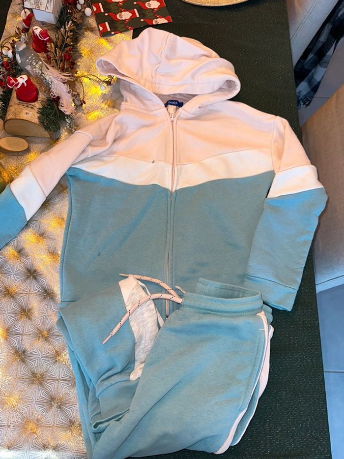 Jogging fille okaidi taille 8 ans