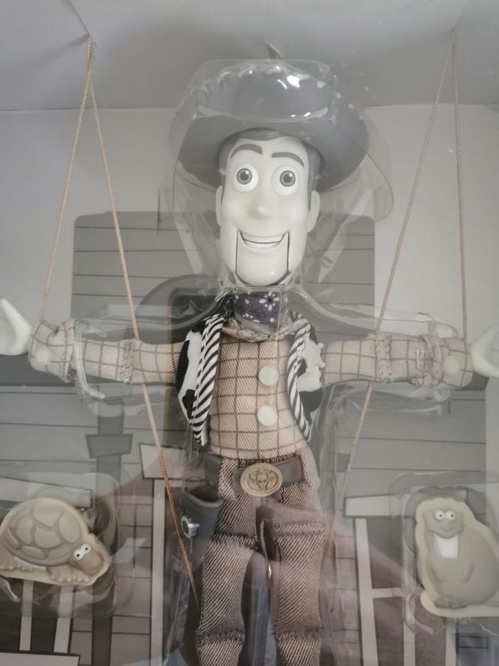 Marionnette woody tory story - photo numéro 3