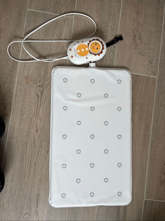 Nanny care Bébé avec boîte - photo numéro 2