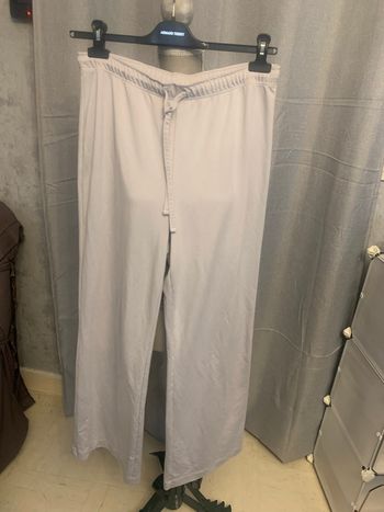 Pantalon de sport taille 38 + autre