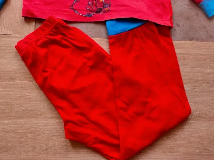 Pyjama spiderman 6 ans - photo numéro 2