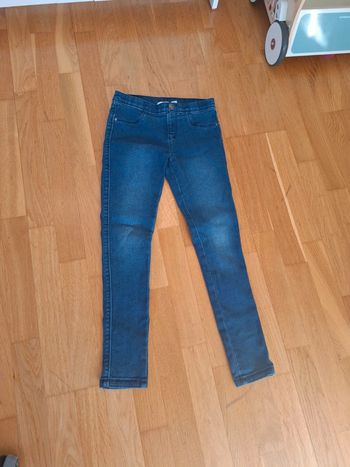 Jean 8 ans