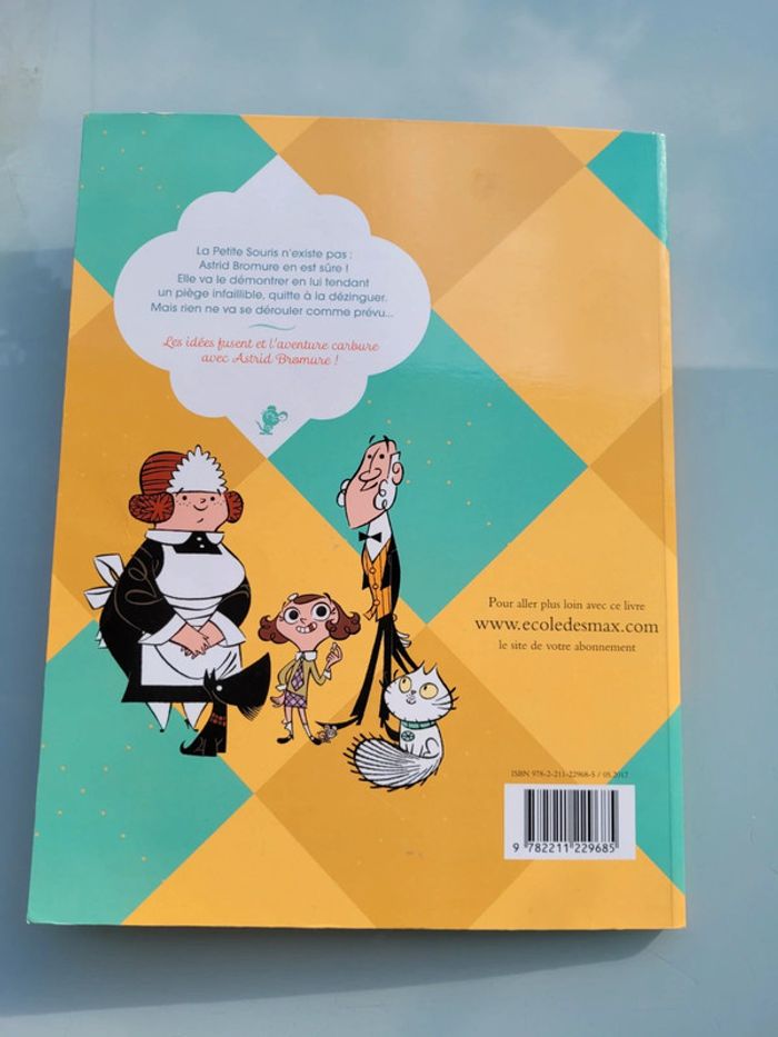 BD l'école des loisirs couverture souple, Astrid Bromure, comment dézinguer la petite souris (16) - photo numéro 5