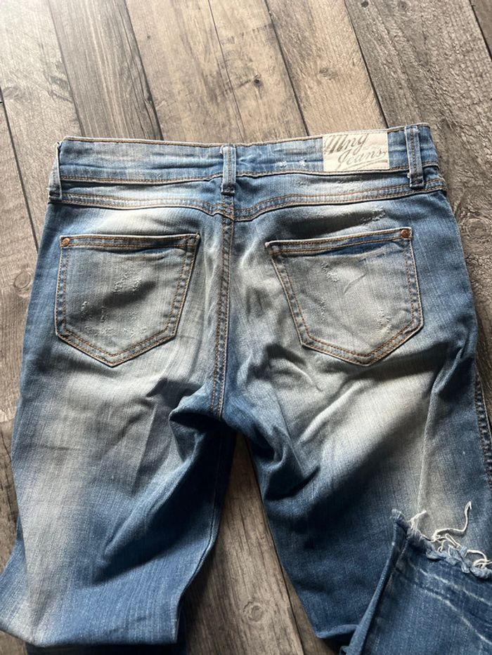 Jeans troués - photo numéro 9