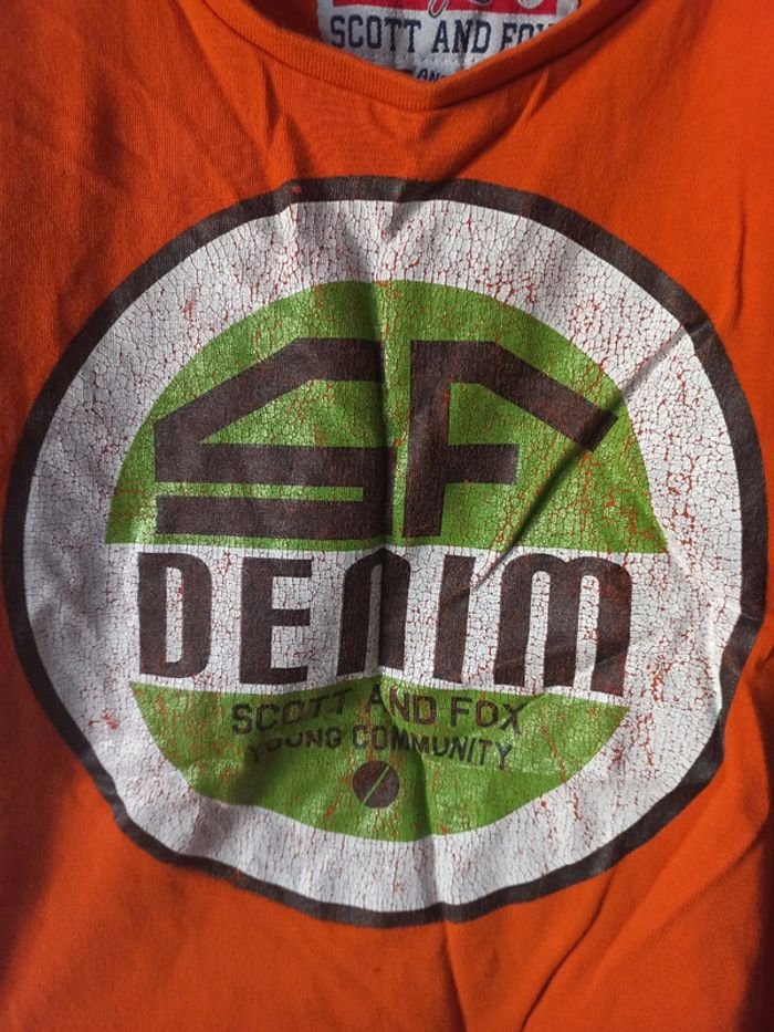 Tee-shirt orange avec inscription - photo numéro 5