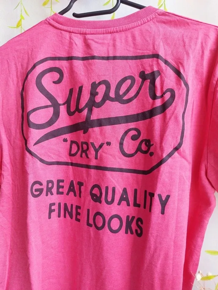 T-shirt Superdry – M – Fuchsia – État : Excellent - photo numéro 4