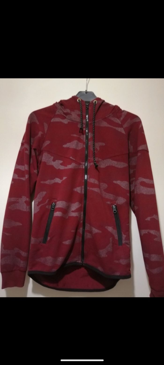 Sweat vintage bordeaux. Taille S - photo numéro 2