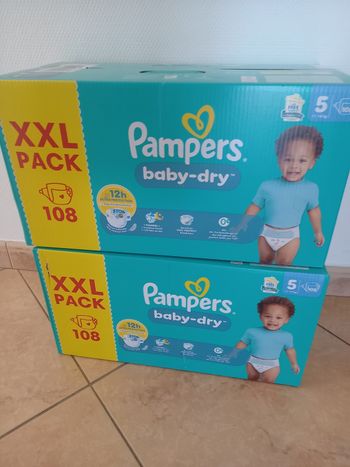 216 couches pampers baby dry taille 5