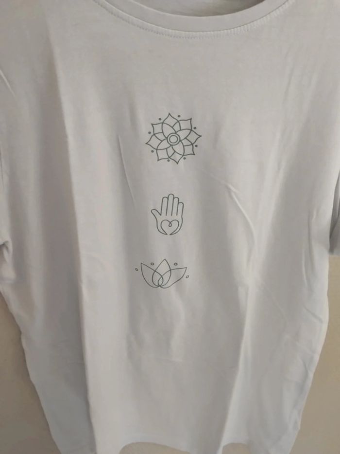 Tee shirt - photo numéro 2